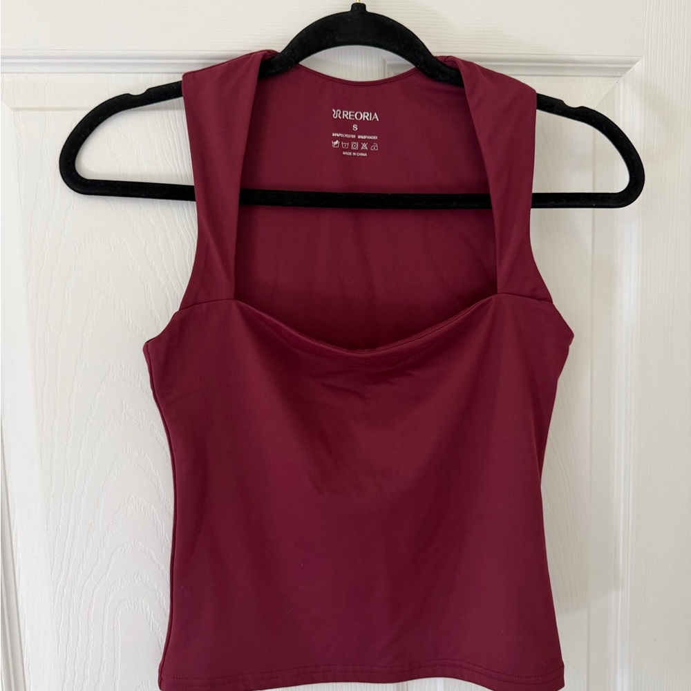 ReoRia Women's Wine Red Square-Neck Tank Top